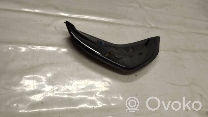 BMW 3 G20 G21 Garniture vitre latérale arrière 7465157