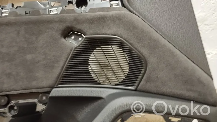 Audi RS5 Etuoven verhoilu 8w6867177