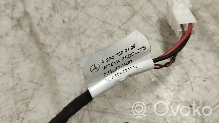 Mercedes-Benz A W176 Instalacja szyberdachu elektrycznego A2927800129