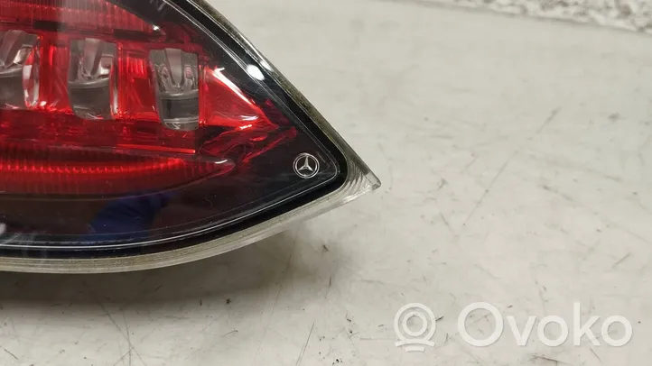 Mercedes-Benz AMG GT R190 C190 Lampa tylna A1909064600