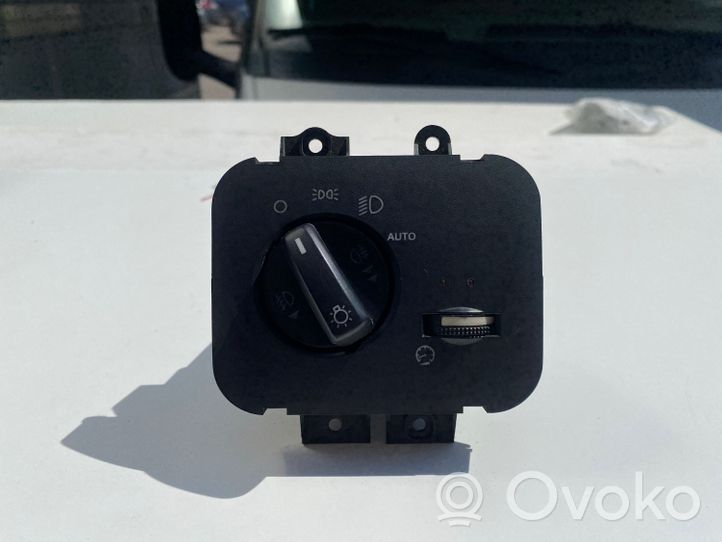 Land Rover Discovery Sport Przełącznik świateł YUD501480
