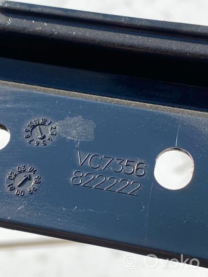BMW X5 E53 Rivestimento della console di illuminazione installata sul rivestimento del tetto 822222