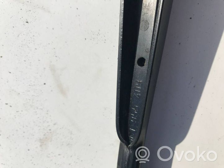 Volkswagen Beetle A5 Front wiper blade arm 1E1955409