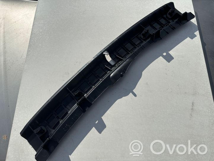 BMW 2 F45 Osłona pasa bagażnika 7298592