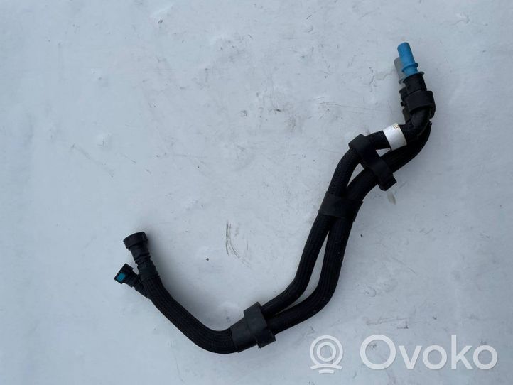 BMW 5 G30 G31 Przewód hydrauliczny sprzęgła 8575464