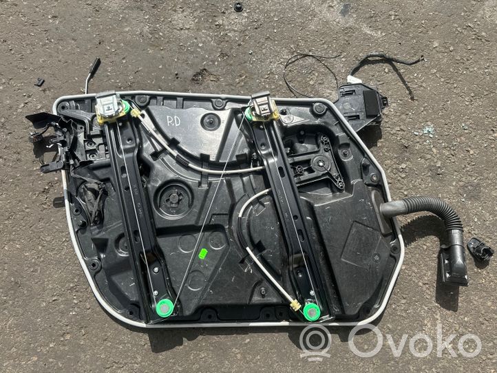 Mercedes-Benz C W205 Regulador de puerta delantera con motor A2050047599