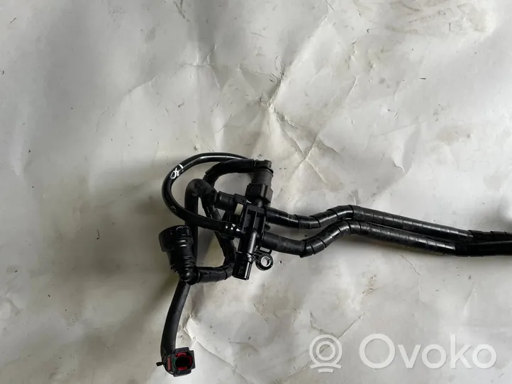 Hyundai i30 Tuyau d'alimentation conduite de carburant 