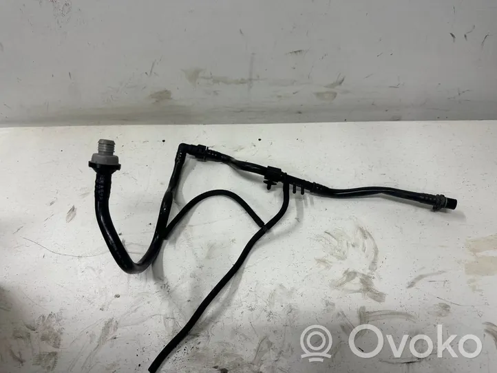 BMW 7 F01 F02 F03 F04 Tuyau sous vide 7823406