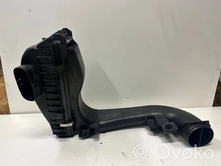 BMW X4 F26 Scatola del filtro dell’aria 8573869