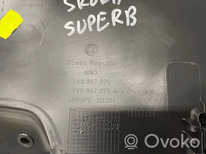 Skoda Superb B8 (3V) Takaluukun alaosan verhoilu 3V9867975