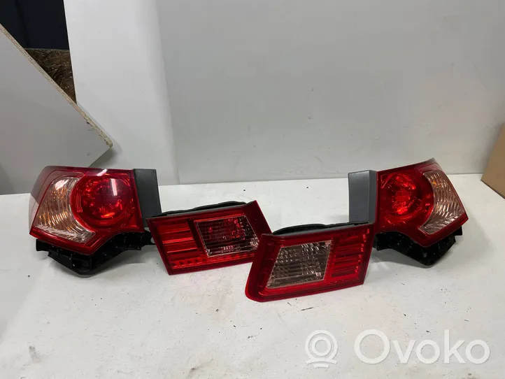 Honda Accord Lampy tylne / Komplet 