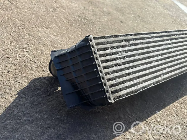 BMW 5 GT F07 Radiateur de refroidissement 7805629