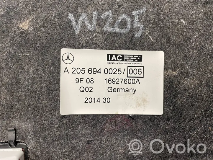 Mercedes-Benz C AMG W205 Garniture de couvercle de coffre arriere hayon A2056940025