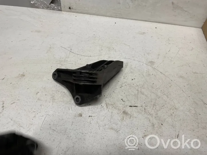 Ford S-MAX Łapa / Mocowanie skrzyni biegów 6G916P093