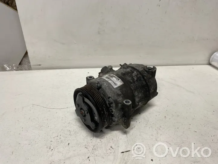 Volkswagen PASSAT B6 Ilmastointilaitteen kompressorin pumppu (A/C) 1K0820808D