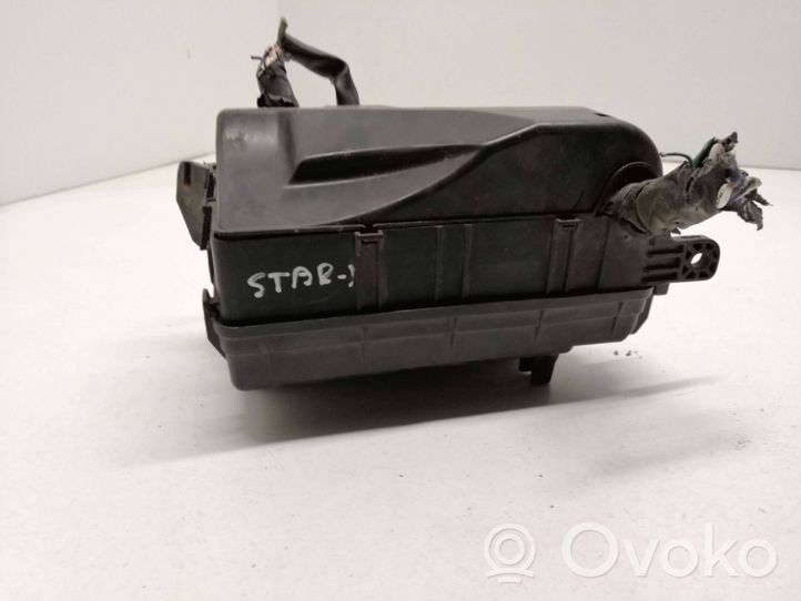 Toyota Starlet (P80) IV Ramka / Moduł bezpieczników 