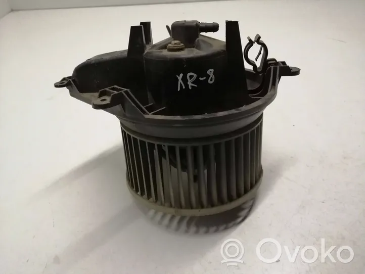 Citroen Xsara Mazā radiatora ventilators 210681233F