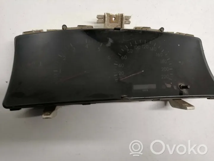 Toyota Corolla E120 E130 Speedometer (instrument cluster) 838001H310