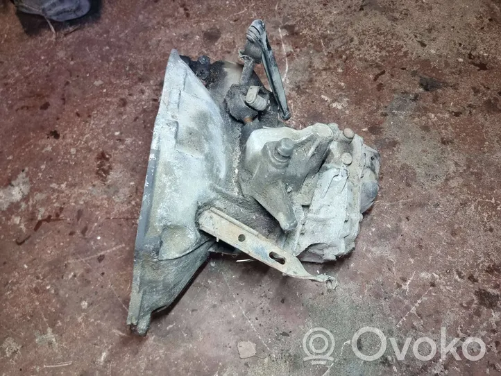 Opel Tigra A Boîte de vitesses manuelle à 5 vitesses F15