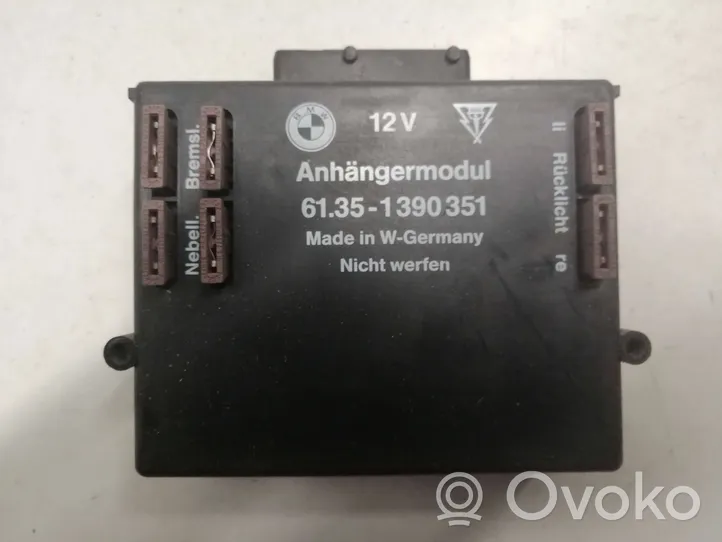 BMW 5 E34 Tow bar trailer control unit/module 61351390351