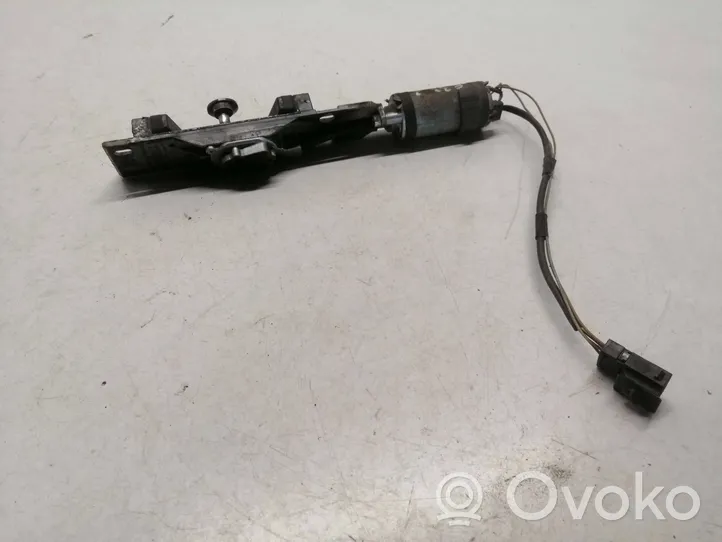 BMW 7 E38 Tailgate boot lock/latch motor 8352202