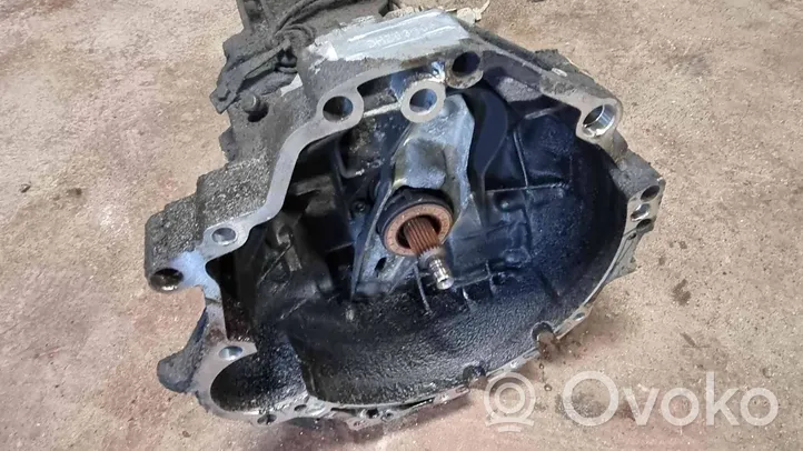 Audi A4 S4 B5 8D Manual 5 speed gearbox DHZ