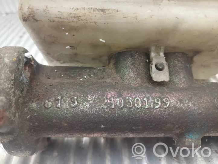 Iveco Daily 30.8 - 9 Główny cylinder hamulca 21030199