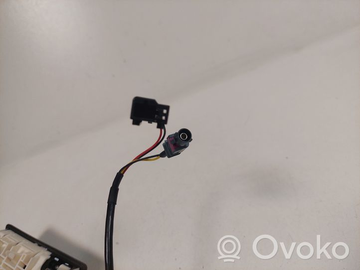 Audi A6 S6 C7 4G Rear view/reversing camera 8V0827566