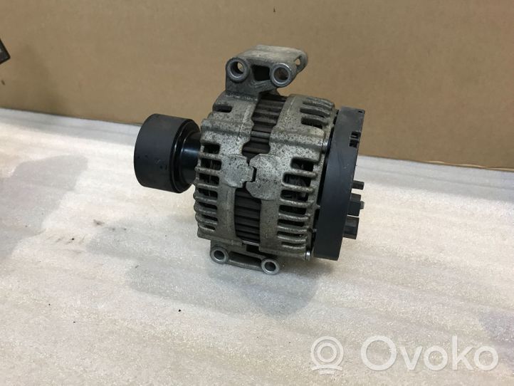 Volvo XC70 Generatore/alternatore 0121615011