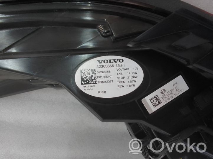 Volvo C40 Feux arrière / postérieurs 32365666