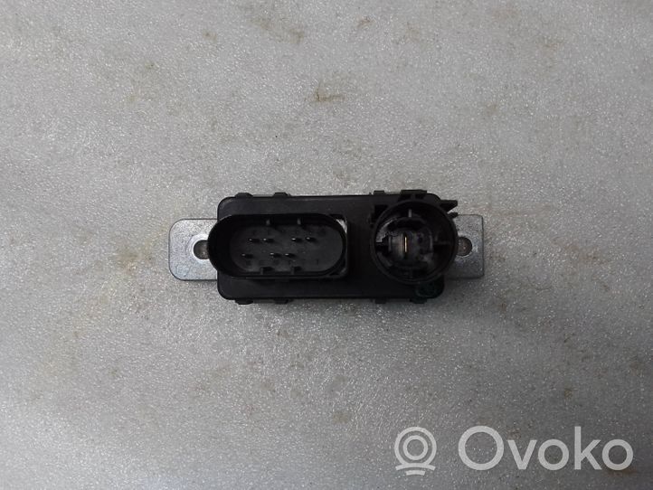 Volvo XC60 Glow plug pre-heat relay 31431776