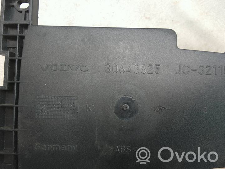 Volvo V70 Vano portaoggetti 30643625