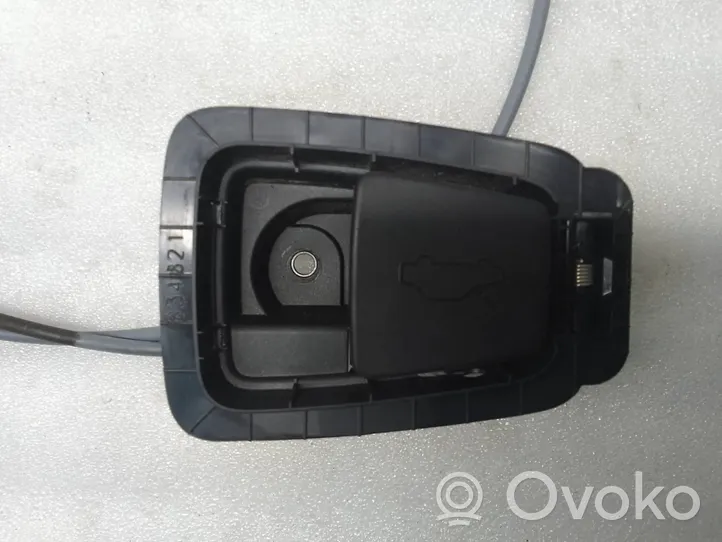 Volvo S60 Système poignée, câble pour serrure de capot 32277399