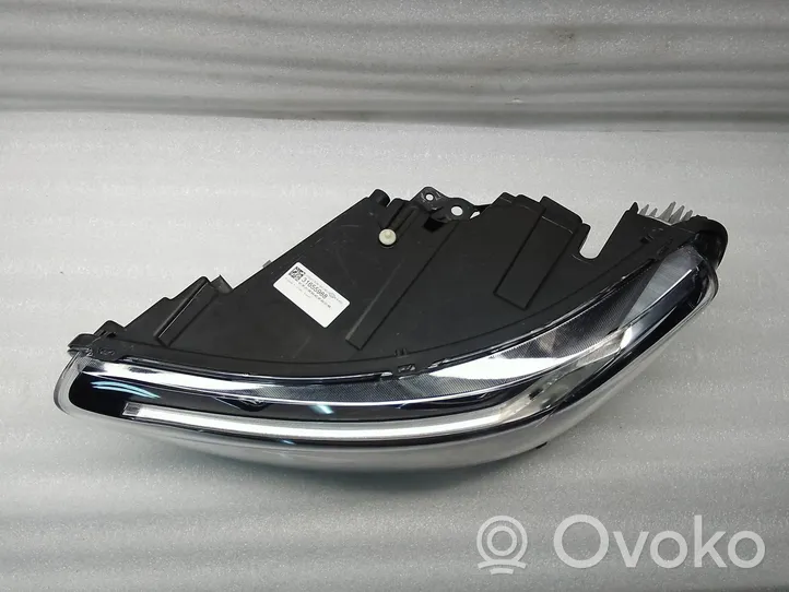 Volvo XC40 Faro/fanale 31655988