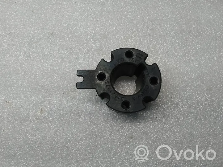 Volvo V40 Tuyau d'alimentation conduite de carburant 31321325