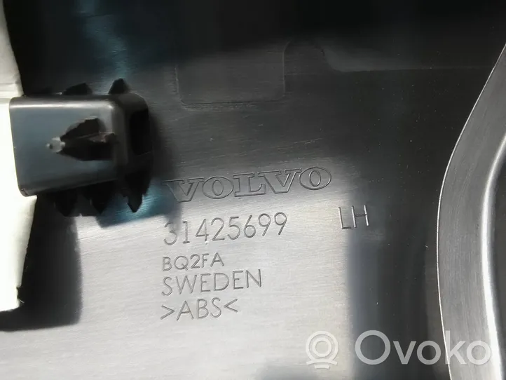 Volvo XC60 Turvavyön koristelista 31425699