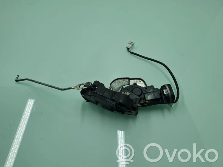 Suzuki Grand Vitara II Front door lock, 38.36 € RRR
