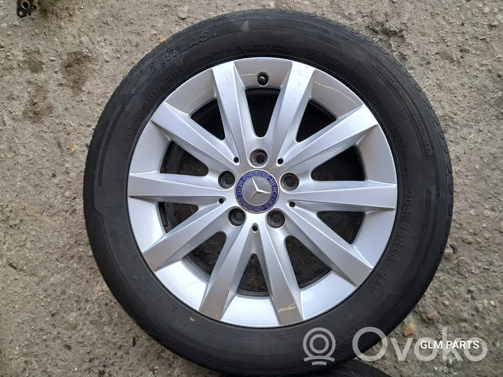 Mercedes-Benz A W176 R16-alumiinivanne A2464010202