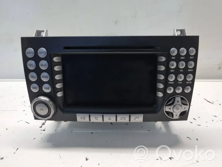 Mercedes-Benz SLK R171 Radio/CD/DVD/GPS-pääyksikkö A1718202989