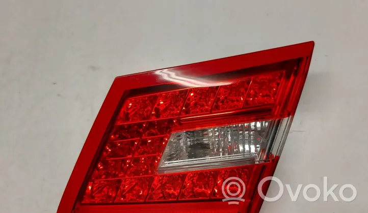 Mercedes-Benz E C207 W207 Lampy tylnej klapy bagażnika A2078200464