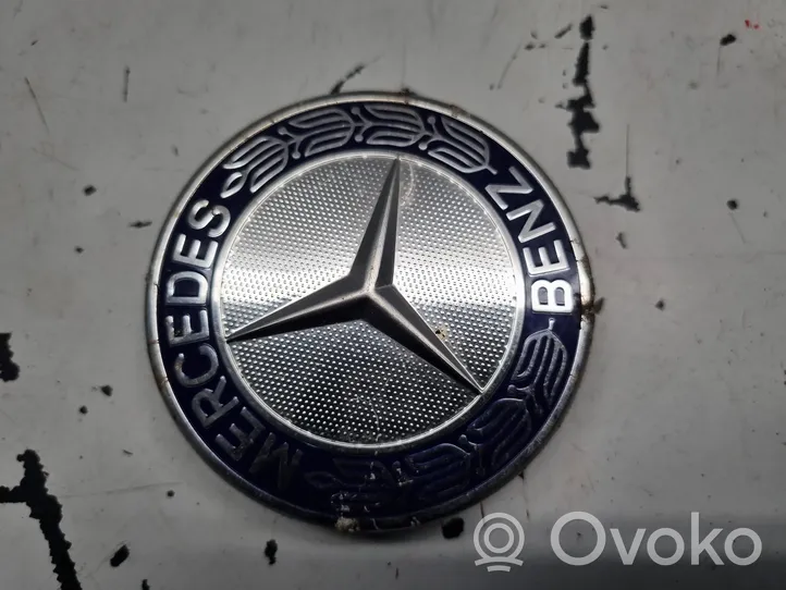 Mercedes-Benz A W176 Borchia ruota originale A1714000125