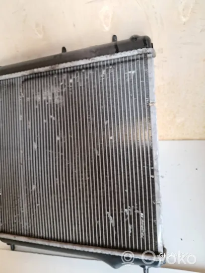 Peugeot 208 Radiateur de refroidissement 9684522780