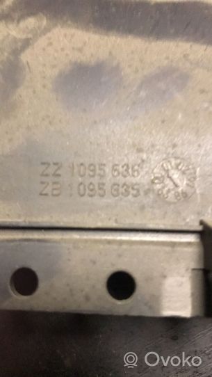 BMW 5 E39 Ohjauspyörän pylvään verhoilu 1095636