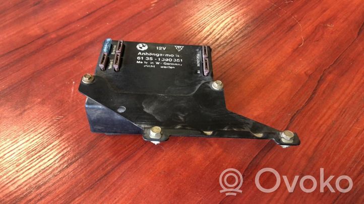 BMW 5 E34 Tow bar trailer control unit/module 1390351