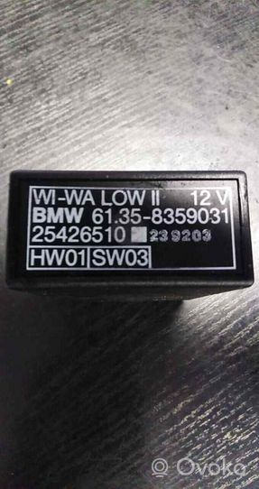 BMW 5 E34 Langų valytuvų rėlė 8359031