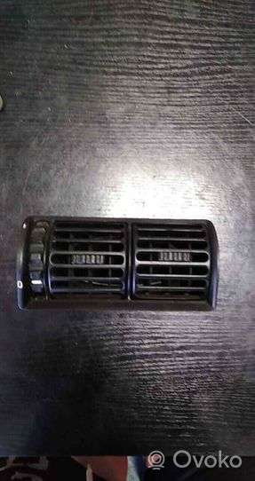 BMW 5 E34 Griglia di ventilazione posteriore 1375561