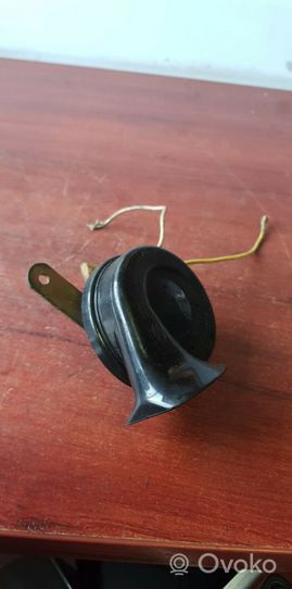 Volkswagen PASSAT B4 Horn signal 1000209