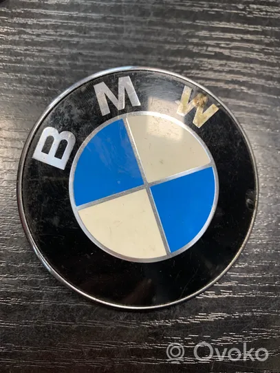 BMW 3 E46 Logotipo/insignia/emblema del fabricante 8203864