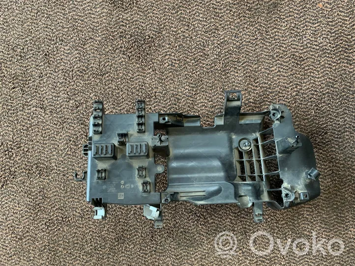 BMW 1 F20 F21 Supporto centralina motore 7608107