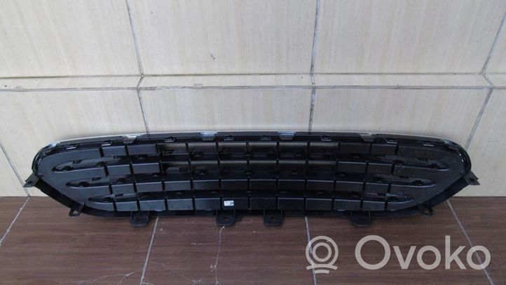 Mini Cooper Countryman R60 Maskownica / Grill / Atrapa górna chłodnicy 7396533